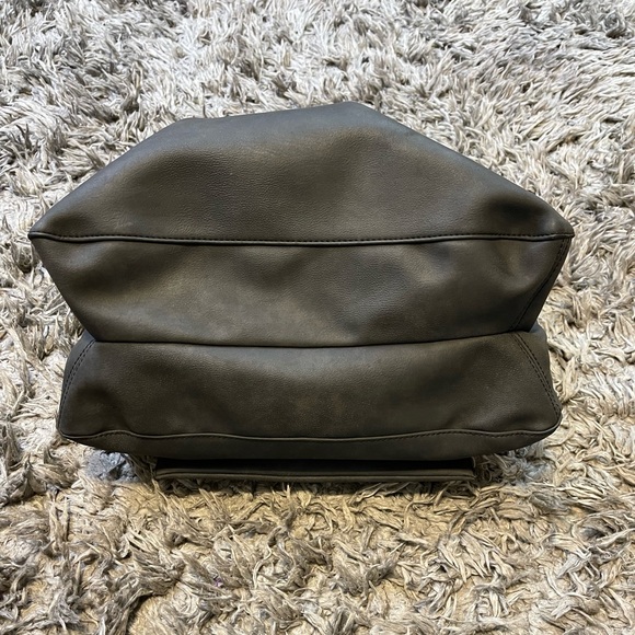 Women’s Handbag - Picture 5 of 6